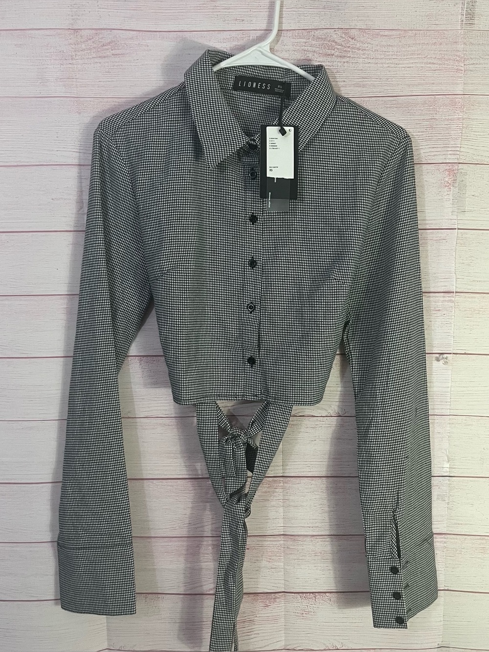 Lioness NEW Black White French Kiss Open Back Tie Button Down Crop Top Size XS